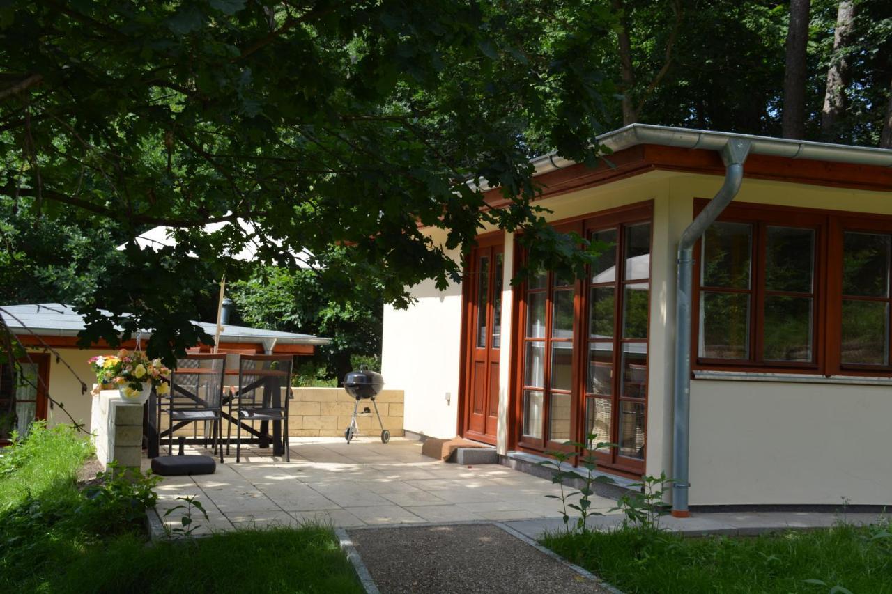 Bungalows Am Waldessaum Bei Hohenzieritz Екстер'єр фото