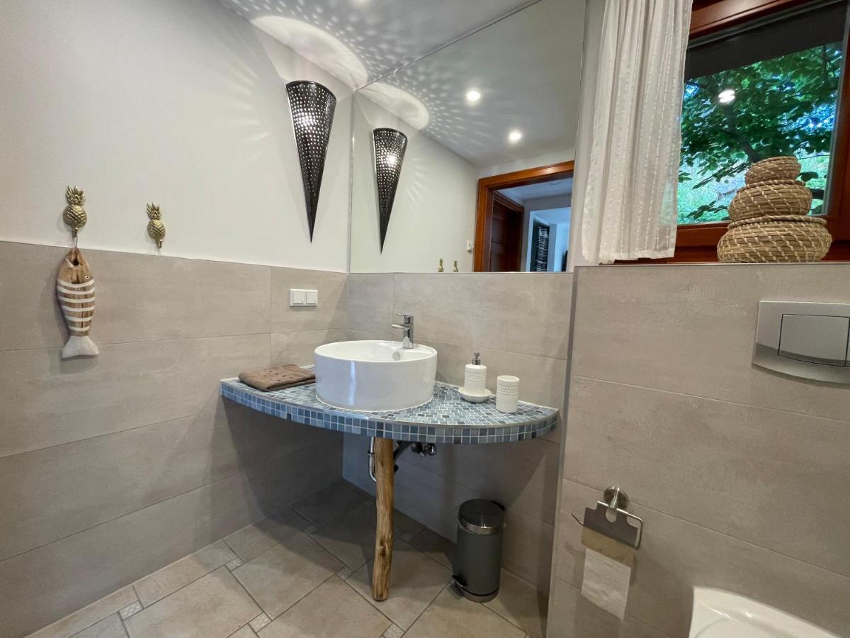 Bungalows Am Waldessaum Bei Hohenzieritz Екстер'єр фото