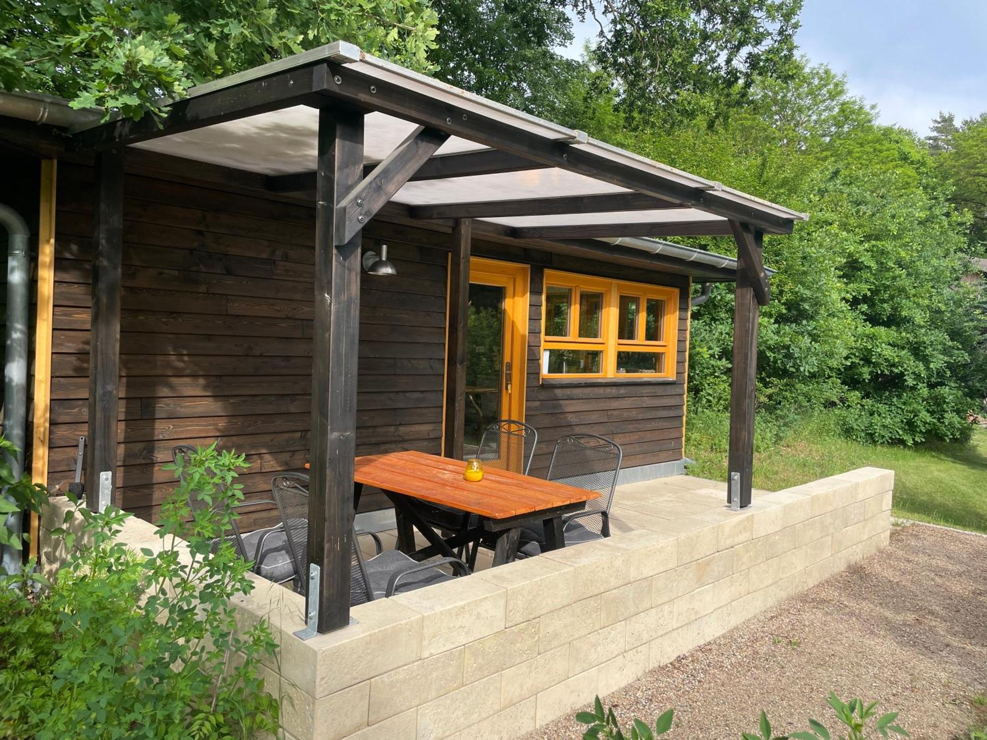 Bungalows Am Waldessaum Bei Hohenzieritz Екстер'єр фото